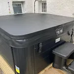 Dom wakacyjny 4br Steps From Town Centre