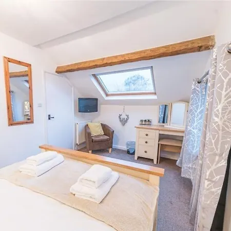 4 Bedroom Steps From Town Centre Keswick (Cumbria)