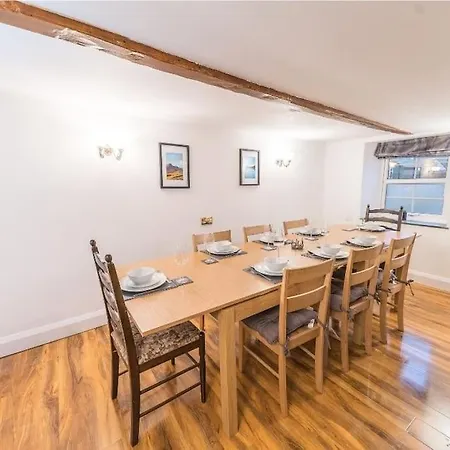4br Steps From Town Centre Dom wakacyjny *