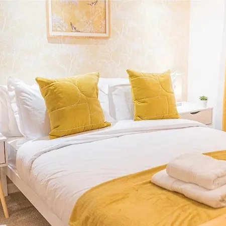 4br Steps From Town Centre 度假居 凯西克