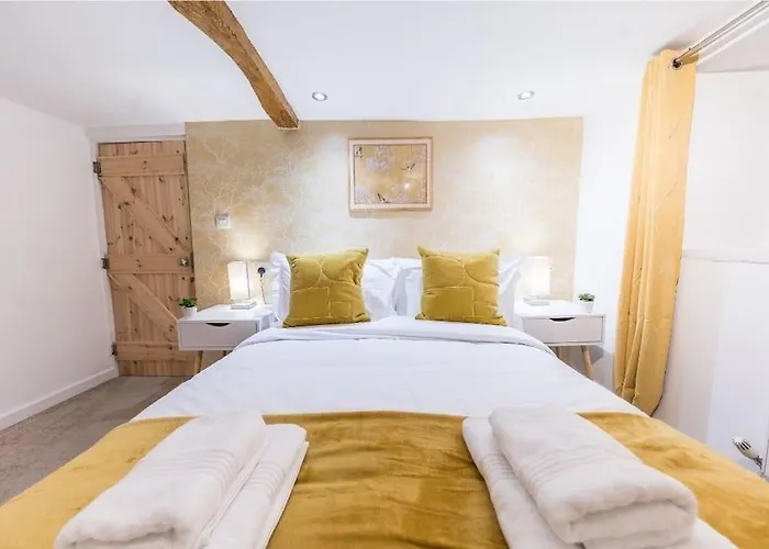 4br Steps From Town Centre * 凯西克