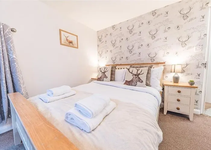 4br Steps From Town Centre 凯西克